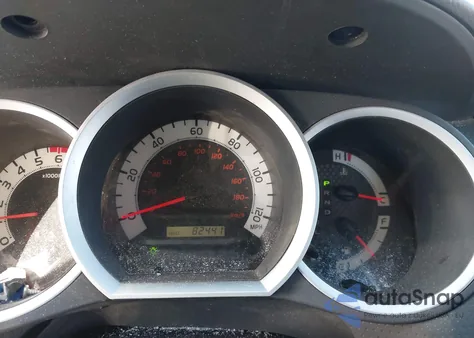 2015 Toyota Tacoma z USA, uszkodzony, nr VIN 5TFTX4CNXFX064683